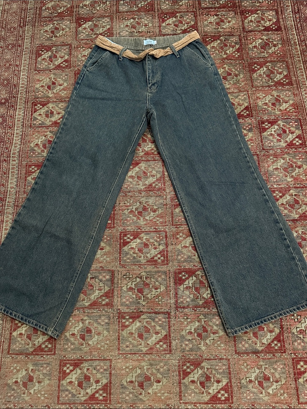 Denim wide cut blue jeans. Women’s Large